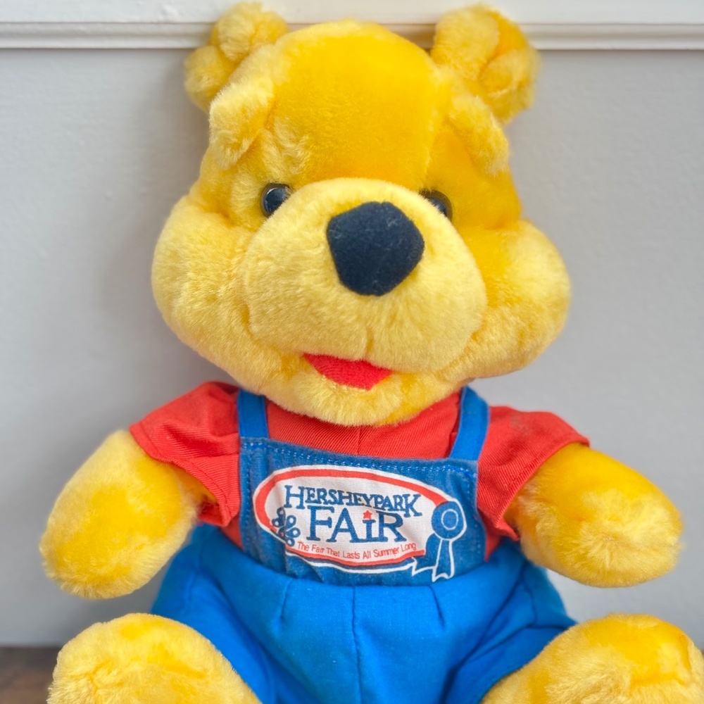 VINTAGE Disney WINNIE THE POOH Plush Blue Hersey Park Fair Great American Toy Co